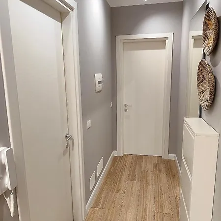 Daire Modern Style 2br-apt - 10min To Skanderbeg Square