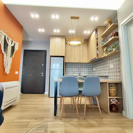 Modern Style 2br-apt - 10min To Skanderbeg Square * Tirana