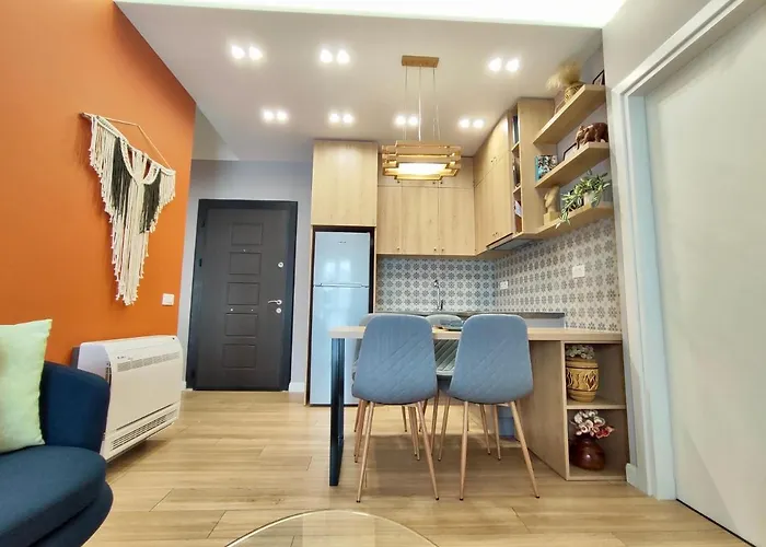 Modern Style 2br-apt - 10min To Skanderbeg Square * Tirana