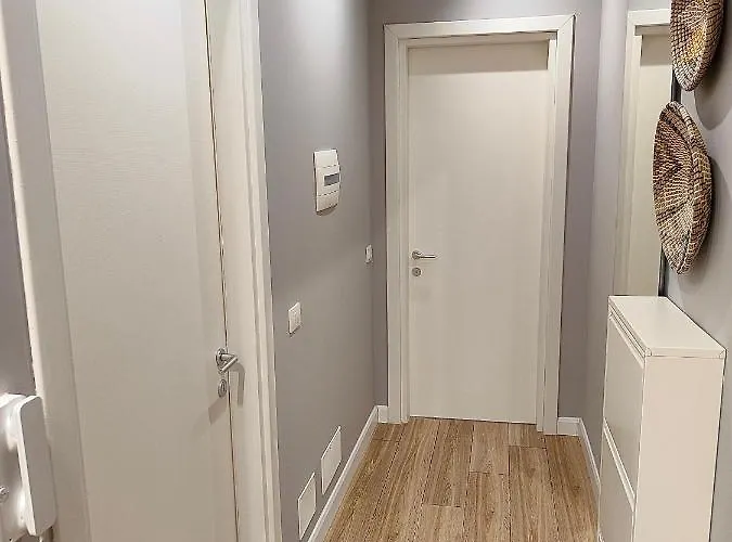 Apartman Modern Style 2br-apt - 10min To Skanderbeg Square